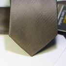 Набор Aristokrat галстук с платком коричневого оттенка со стильной структурой